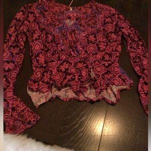 FinAL SALE🔥! Free People Boho crossover blouse